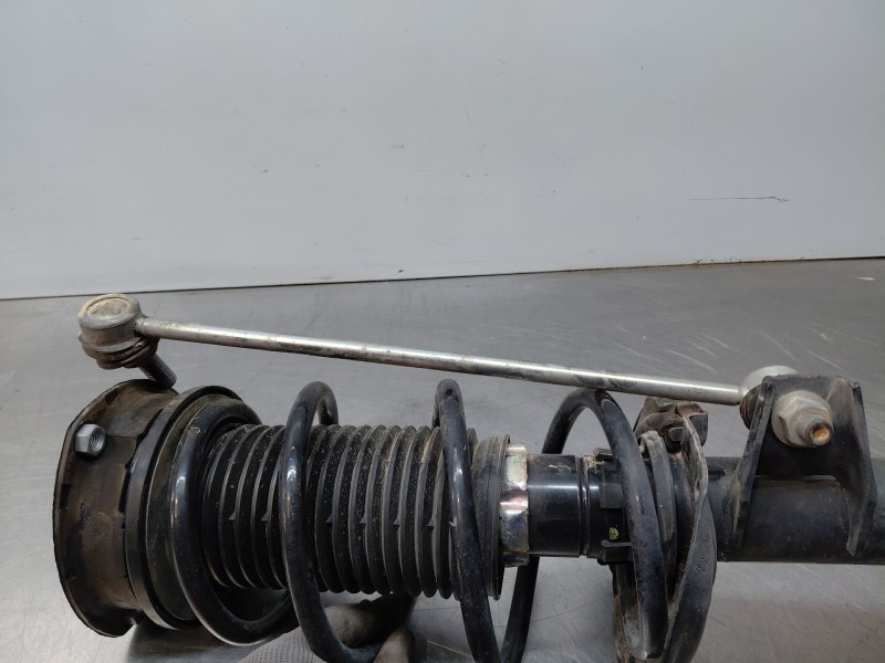 Recambio de amortiguador delantero derecho para volkswagen golf viii lim. (cd1) bluemotion referencia OEM IAM   