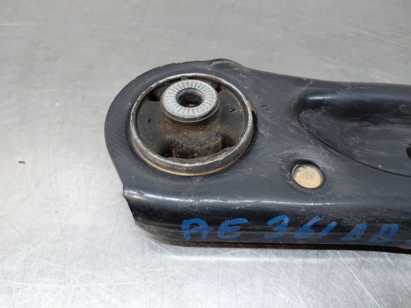 Recambio de brazo suspension inferior delantero derecho para volkswagen golf viii lim. (cd1) bluemotion referencia OEM IAM   