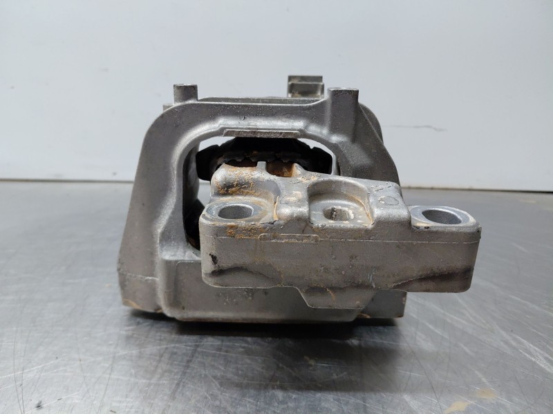 Recambio de soporte motor derecho para volkswagen golf viii lim. (cd1) bluemotion referencia OEM IAM   