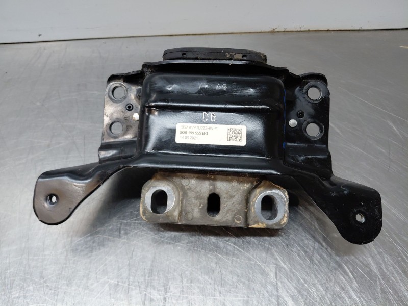 Recambio de soporte motor izquierdo para volkswagen golf viii lim. (cd1) bluemotion referencia OEM IAM   