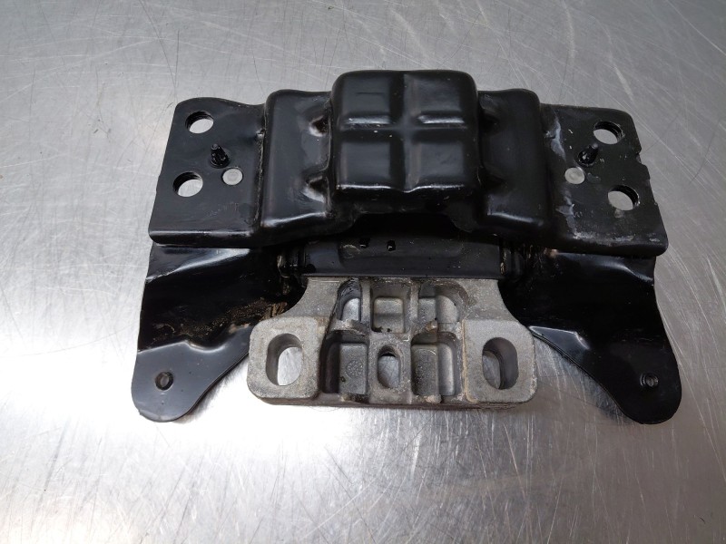 Recambio de soporte motor izquierdo para volkswagen golf viii lim. (cd1) bluemotion referencia OEM IAM   