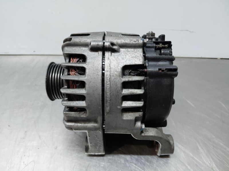 Recambio de alternador para bmw 1 (e87) 118 d referencia OEM IAM 7802261A103  