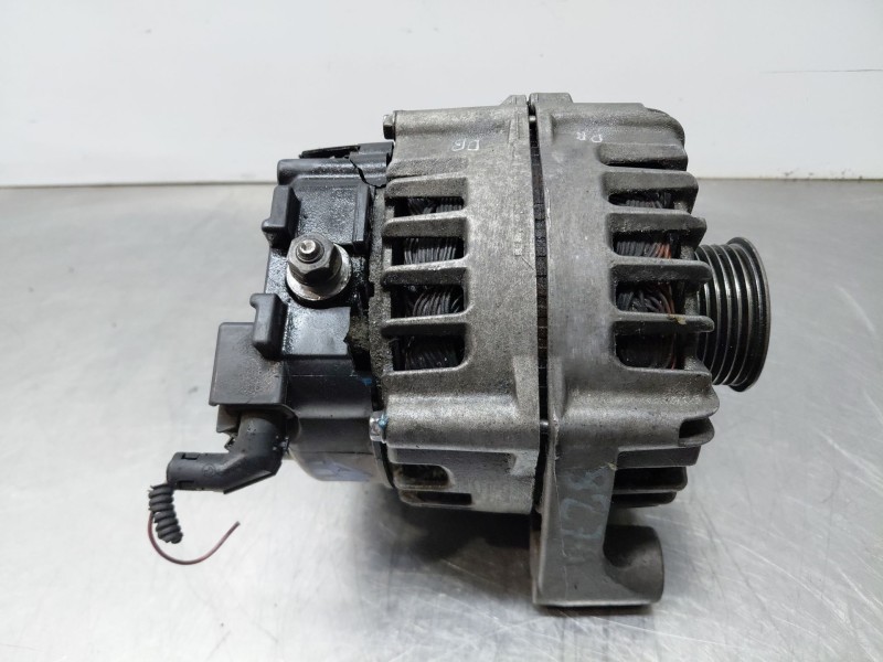 Recambio de alternador para bmw 1 (e87) 118 d referencia OEM IAM 7802261A103  