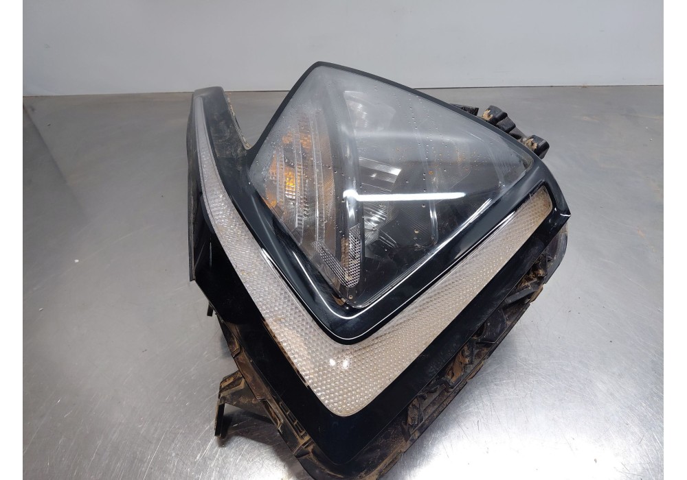 Recambio de faro izquierdo para kia sportage concept referencia OEM IAM 92101R2000  