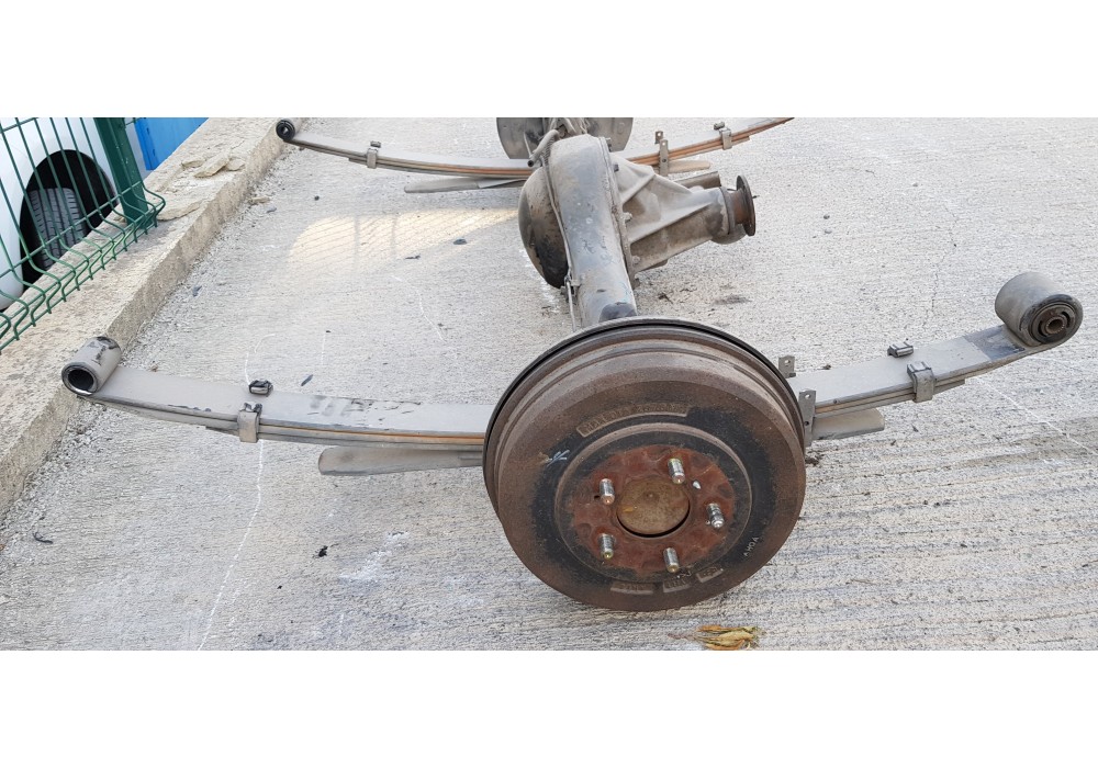 Recambio de puente trasero para hyundai h 1 h 1 furg.caja cerr.c. puerta referencia OEM IAM 521004A805 530004A864 