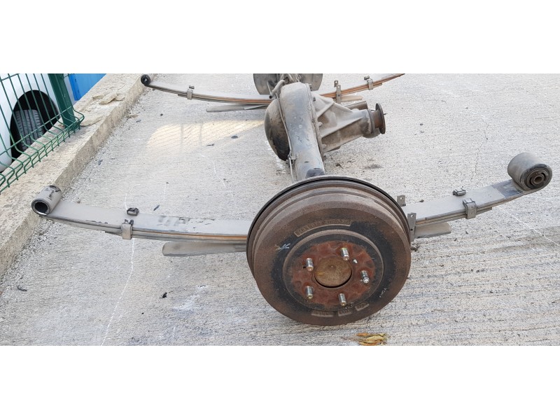 Recambio de puente trasero para hyundai h 1 h 1 furg.caja cerr.c. puerta referencia OEM IAM 521004A805 530004A864 