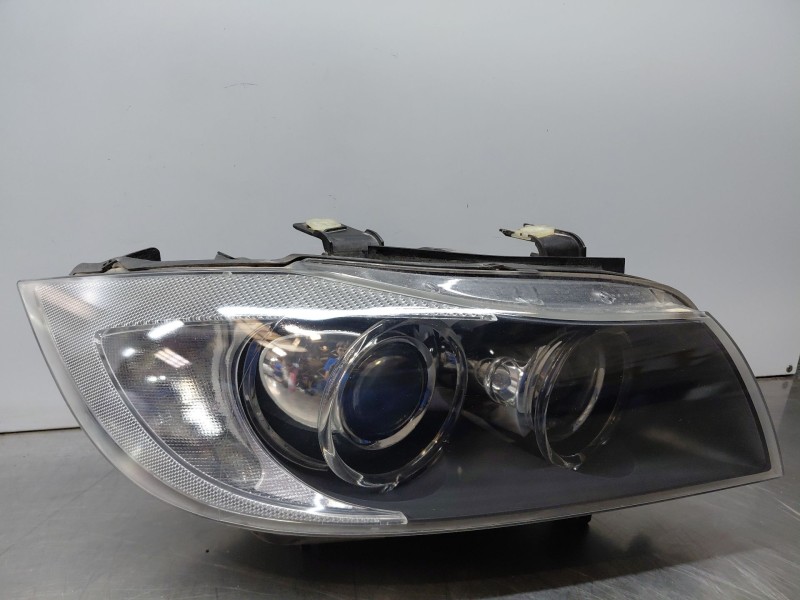 Recambio de faro derecho para bmw 3 (e90) 320 d referencia OEM IAM 63117161668  
