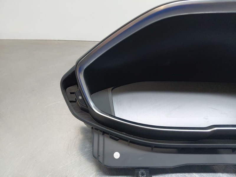 Recambio de cuadro instrumentos para peugeot 5008 allure referencia OEM IAM 9828003480  
