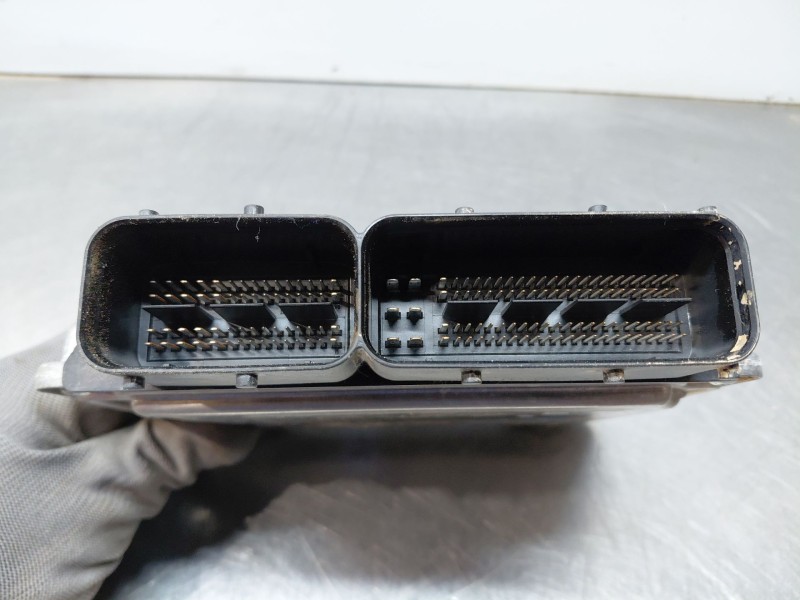 Recambio de centralita motor uce para volkswagen golf viii lim. (cd1) bluemotion referencia OEM IAM   