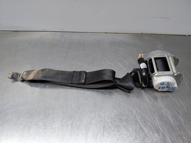 Recambio de cinturon seguridad trasero derecho para volkswagen golf viii lim. (cd1) bluemotion referencia OEM IAM   