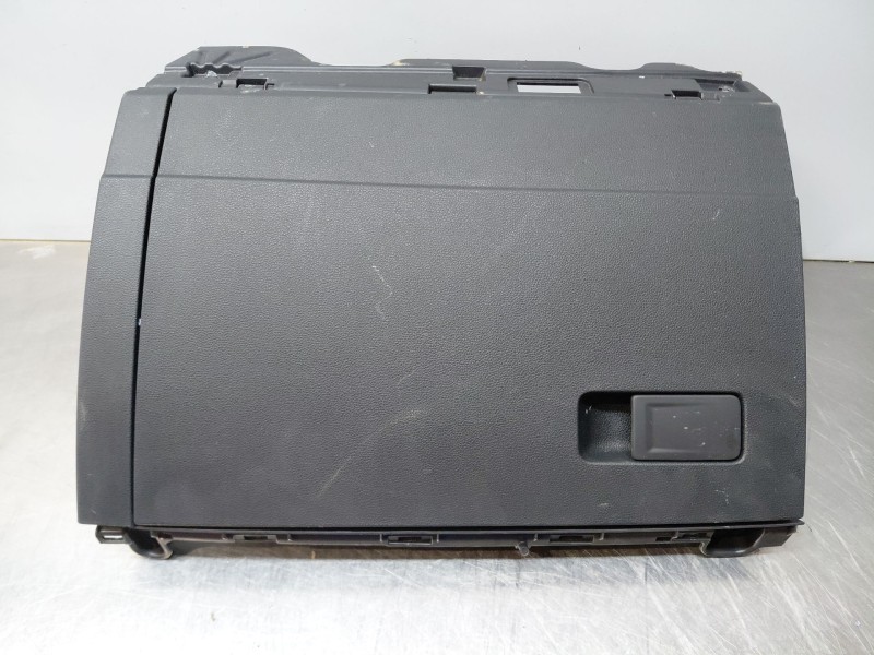 Recambio de guantera para volkswagen golf viii lim. (cd1) bluemotion referencia OEM IAM   