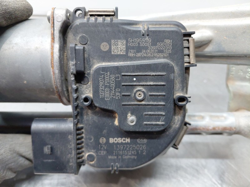 Recambio de motor limpia delantero para volkswagen golf viii lim. (cd1) bluemotion referencia OEM IAM   