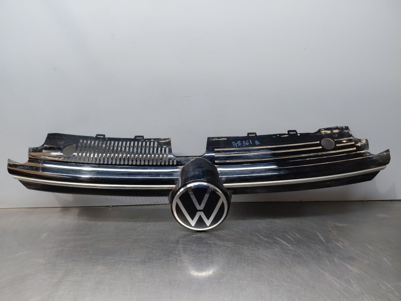 Recambio de rejilla delantera para volkswagen golf viii lim. (cd1) bluemotion referencia OEM IAM   
