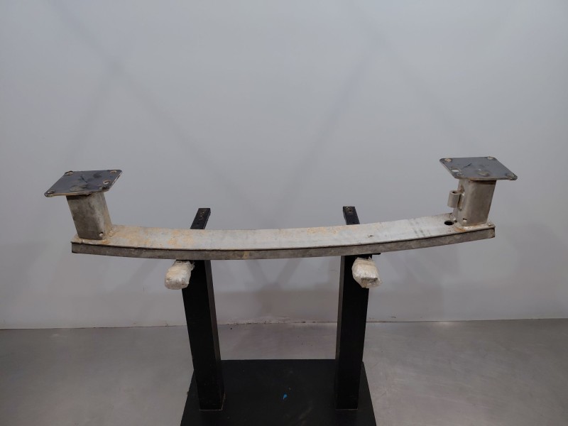 Recambio de refuerzo paragolpes trasero para peugeot 5008 allure referencia OEM IAM 9816539580  