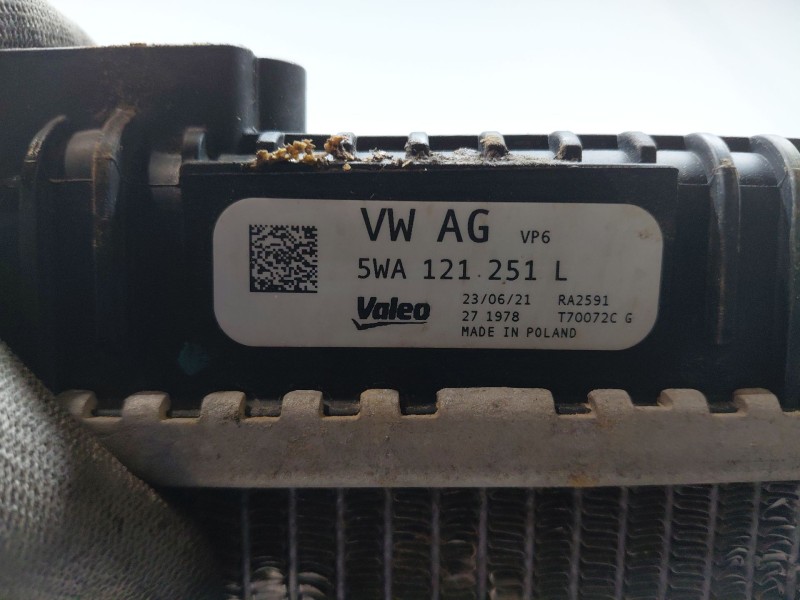 Recambio de radiador agua para volkswagen golf viii lim. (cd1) bluemotion referencia OEM IAM   