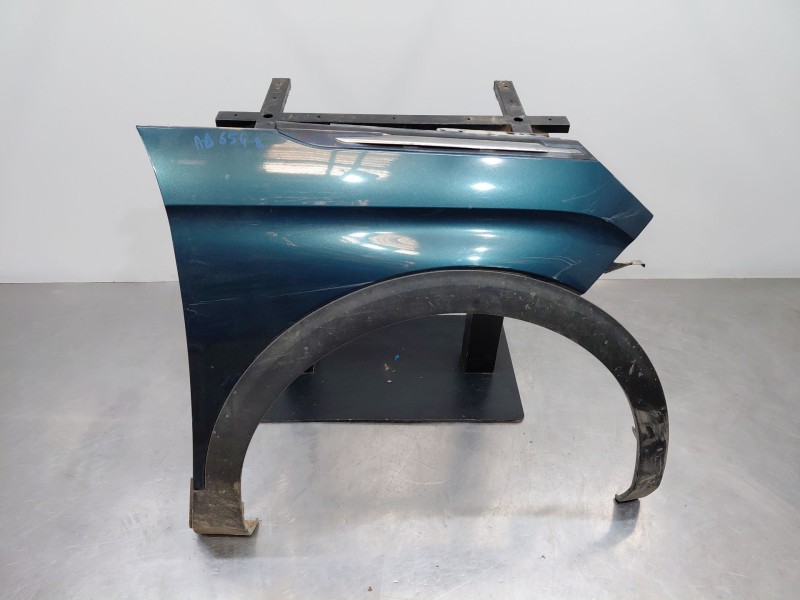 Recambio de aleta delantera derecha para peugeot 5008 allure referencia OEM IAM 9812305680  