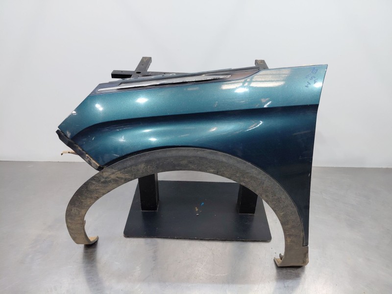 Recambio de aleta delantera izquierda para peugeot 5008 allure referencia OEM IAM 9812305780  