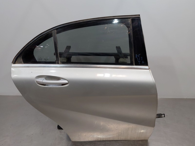 Recambio de puerta trasera derecha para mercedes-benz clase a (w176) design referencia OEM IAM   