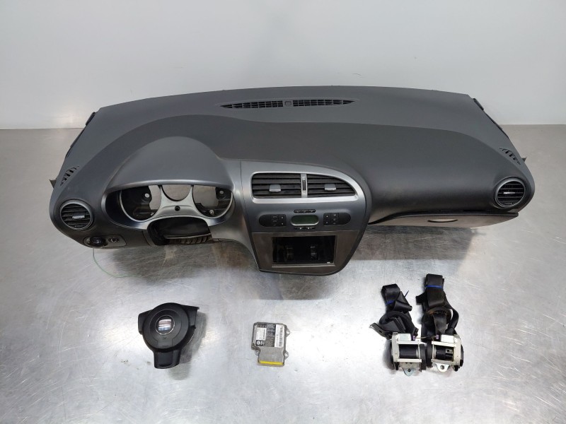 Recambio de kit airbag para seat leon (1p1) 1.9 tdi referencia OEM IAM   