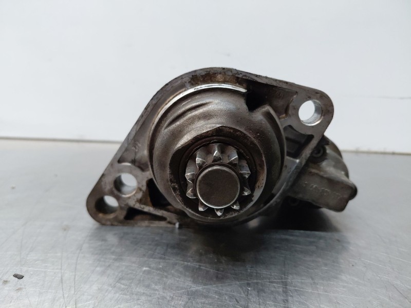 Recambio de motor arranque para seat leon (1p1) 1.9 tdi referencia OEM IAM   