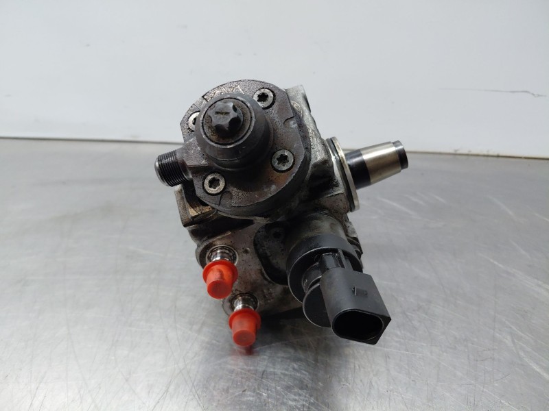 Recambio de bomba inyeccion para bmw 1 (e81) 116 d referencia OEM IAM   