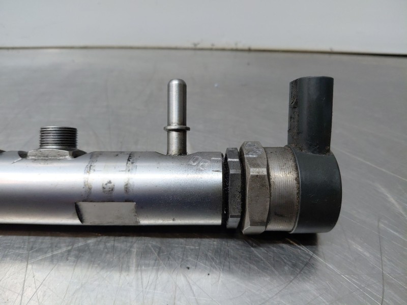 Recambio de rampa inyectora para bmw 1 (e81) 116 d referencia OEM IAM   