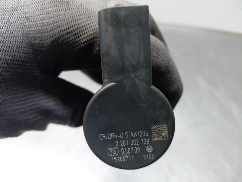 Recambio de rampa inyectora para bmw 1 (e81) 116 d referencia OEM IAM   