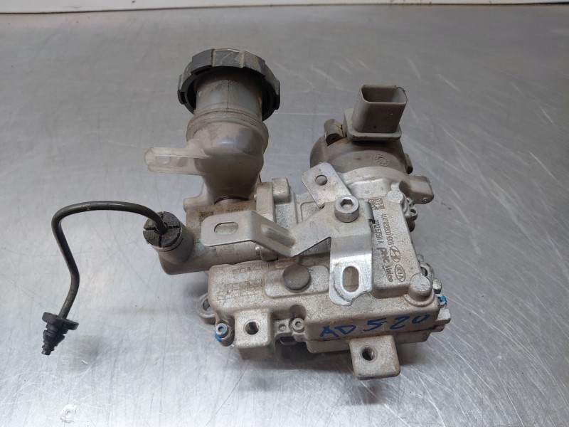 Recambio de bomba embrague para kia ceed sportswagon hybrid referencia OEM IAM   