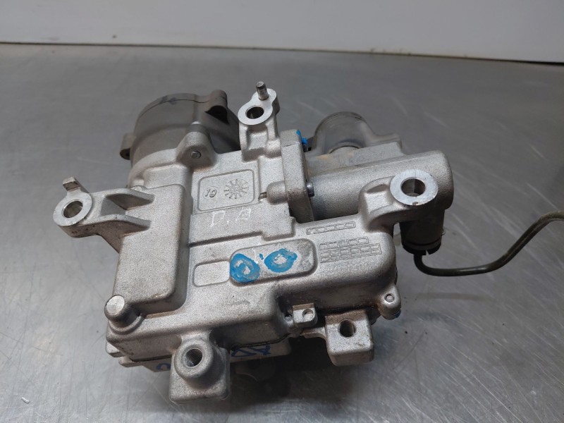 Recambio de bomba embrague para kia ceed sportswagon hybrid referencia OEM IAM   