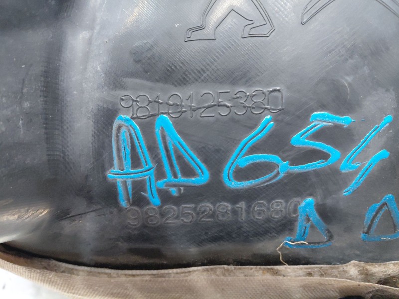 Recambio de paso rueda para peugeot 5008 allure referencia OEM IAM   