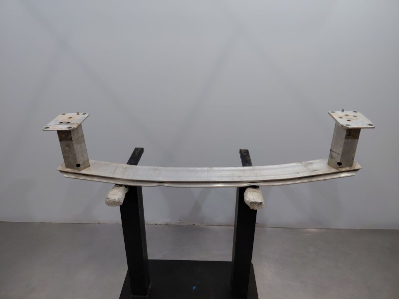 Recambio de refuerzo paragolpes delantero para peugeot 5008 allure referencia OEM IAM   