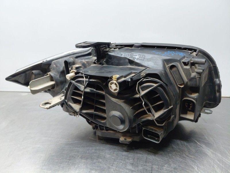 Recambio de faro izquierdo para bmw 1 (e81) 116 d referencia OEM IAM   