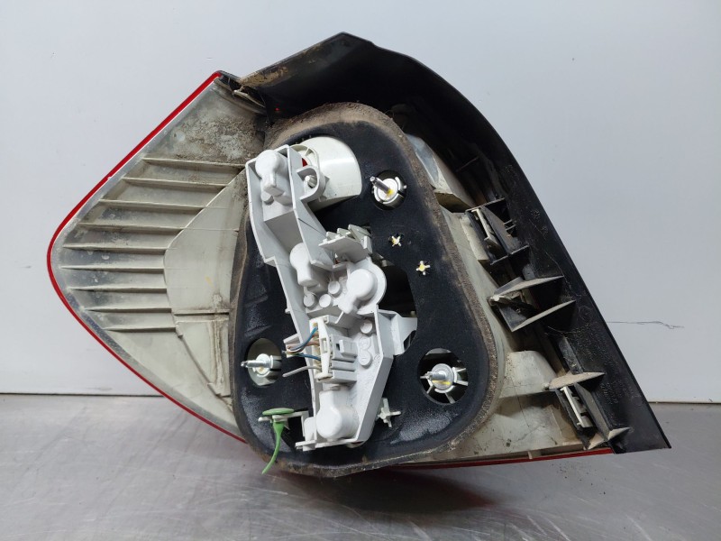 Recambio de piloto trasero derecho para bmw 1 (e81) 116 d referencia OEM IAM   