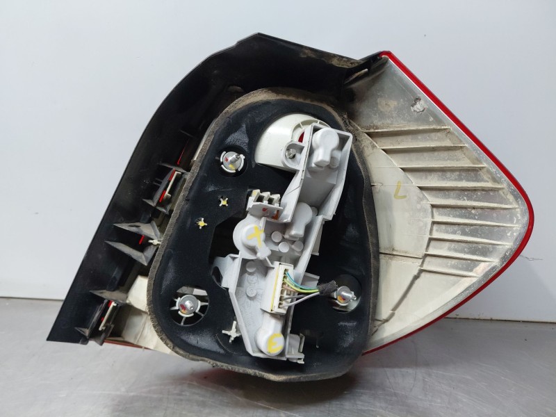 Recambio de piloto trasero izquierdo para bmw 1 (e81) 116 d referencia OEM IAM   
