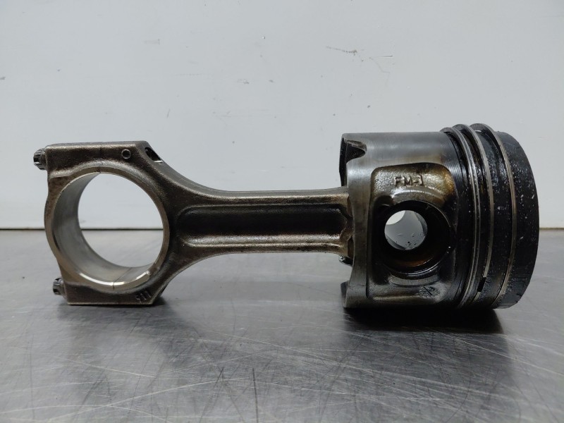 Recambio de biela para bmw 1 (e81) 116 d referencia OEM IAM   