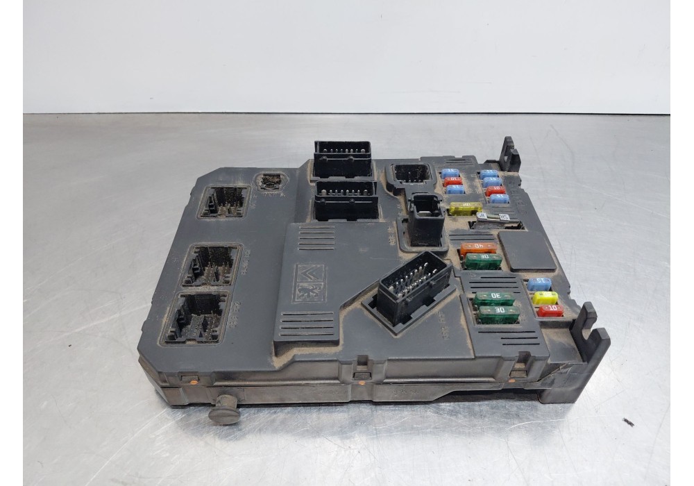 Recambio de caja reles / fusibles para citroën c3 i (fc_, fn_) 1.1 i referencia OEM IAM 9652474480  