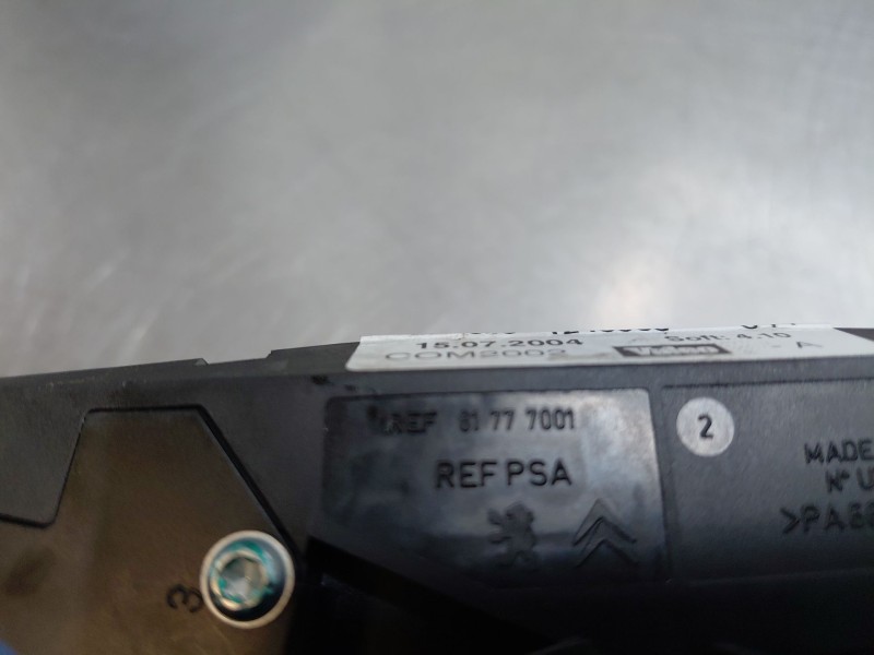 Recambio de mando multifuncion para citroën c3 i (fc_, fn_) 1.1 i referencia OEM IAM 6239GZ  