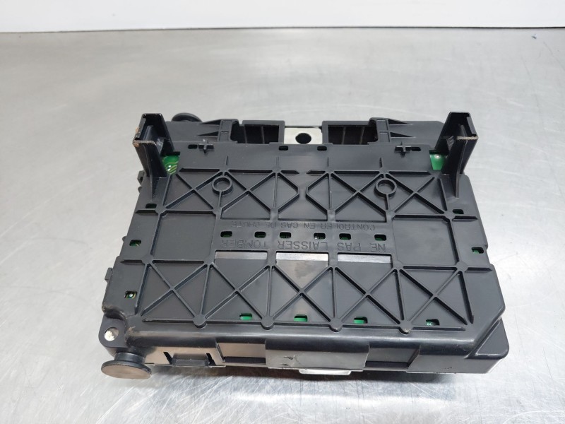 Recambio de caja reles / fusibles para citroën c3 i (fc_, fn_) 1.1 i referencia OEM IAM   