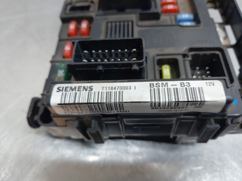 Recambio de caja reles / fusibles para citroën c3 i (fc_, fn_) 1.1 i referencia OEM IAM   