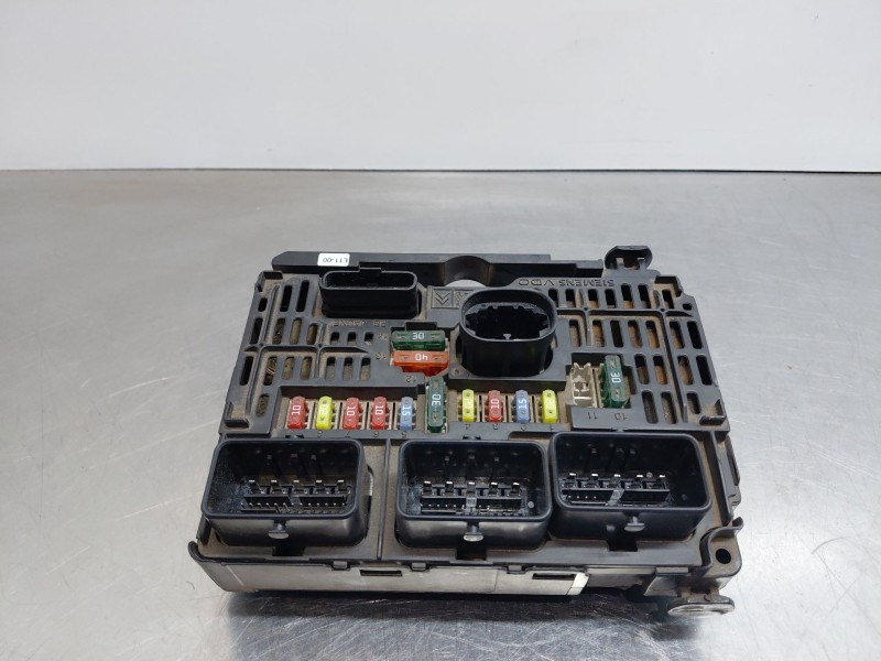 Recambio de caja reles / fusibles para peugeot 307 (3a/c) 1.6 hdi 110 referencia OEM IAM   