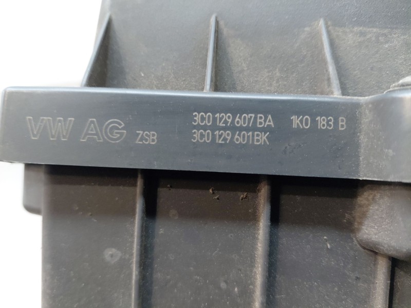 Recambio de filtro aire para seat leon (1p1) 1.9 tdi referencia OEM IAM   