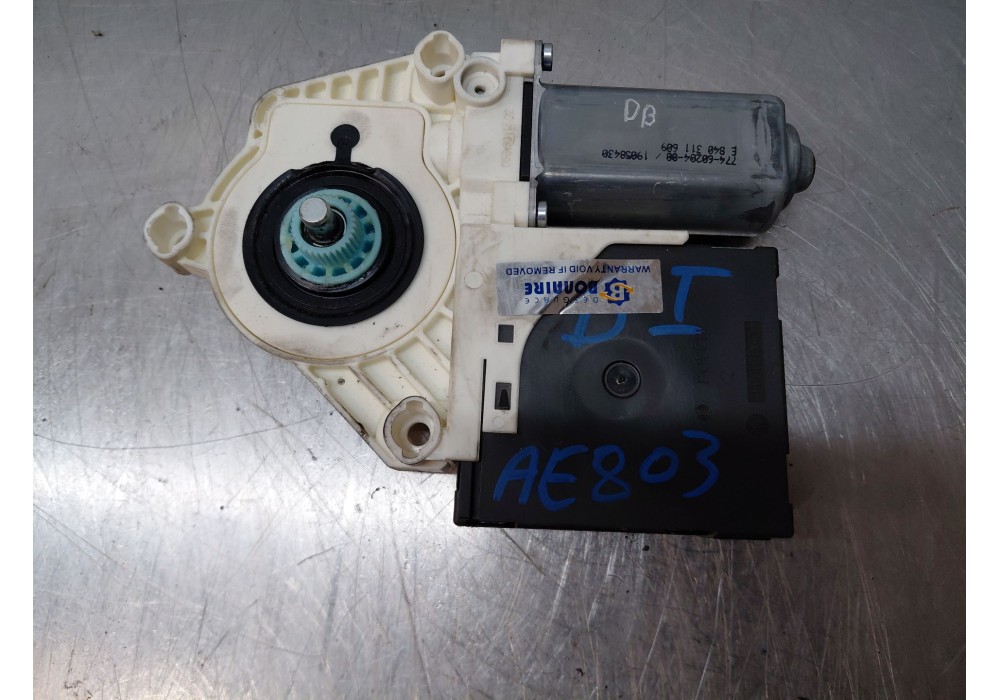 Recambio de motor elevalunas delantero izquierdo para seat leon (1p1) 1.9 tdi referencia OEM IAM   