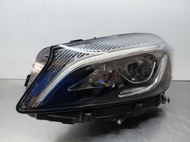 Recambio de faro izquierdo para mercedes-benz clase a (w176) design referencia OEM IAM   