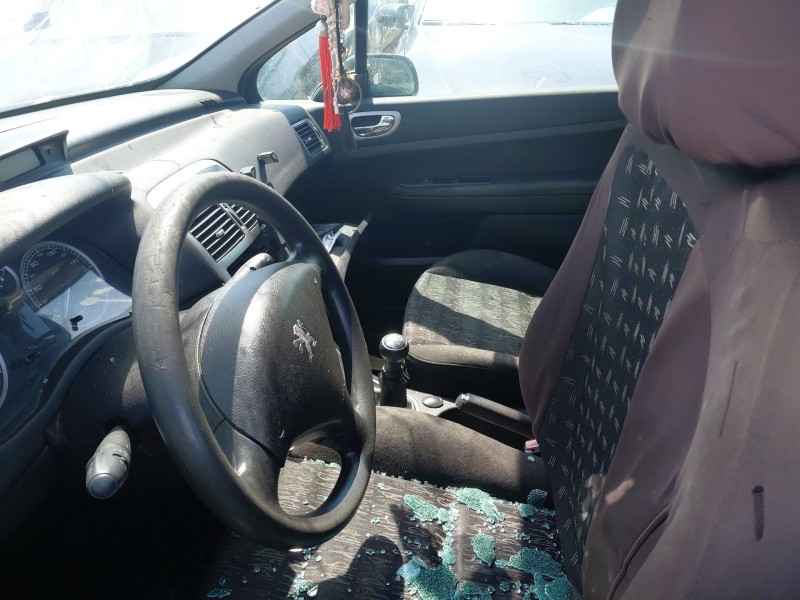 peugeot 307 (3a/c) del año 2004