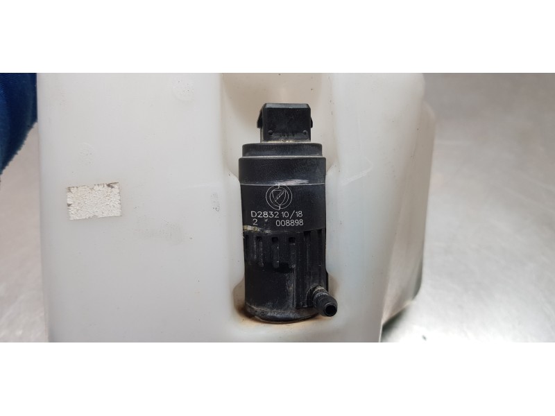 Recambio de deposito limpia para fiat doblo ii cargo (263) furgón base referencia OEM IAM 52046691   Recambio de deposito limpia para fiat doblo ii cargo (263) furgón base referencia OEM IAM 52046691