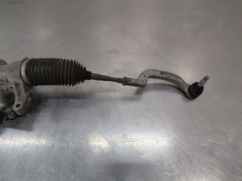 Recambio de cremallera direccion para mercedes-benz clase a (w176) design referencia OEM IAM A2464604701  