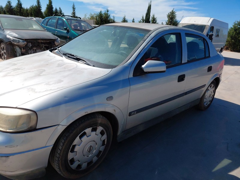 opel astra g hatchback (t98) del año 2002