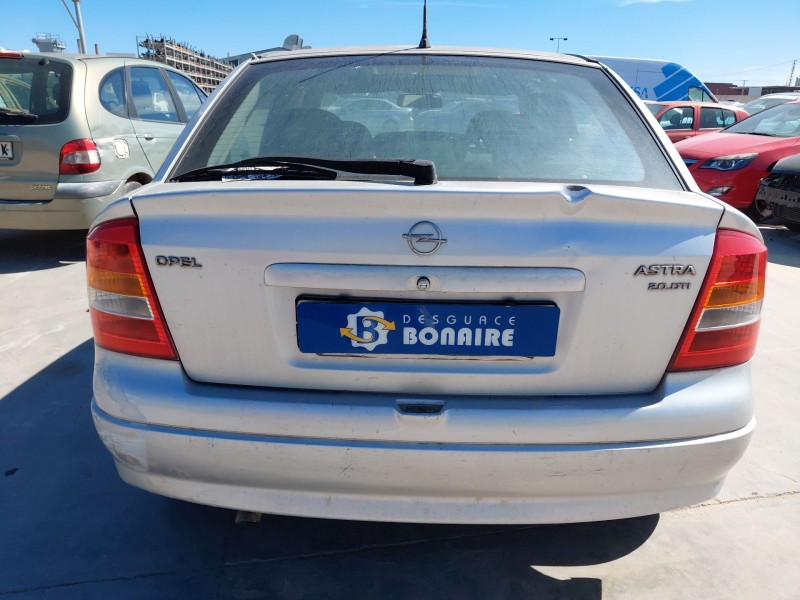 opel astra g hatchback (t98) del año 2002