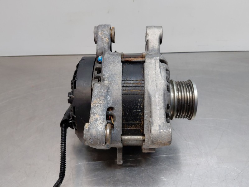 Recambio de alternador para peugeot 5008 allure referencia OEM IAM 9824742880  
