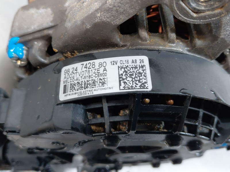 Recambio de alternador para peugeot 5008 allure referencia OEM IAM 9824742880  